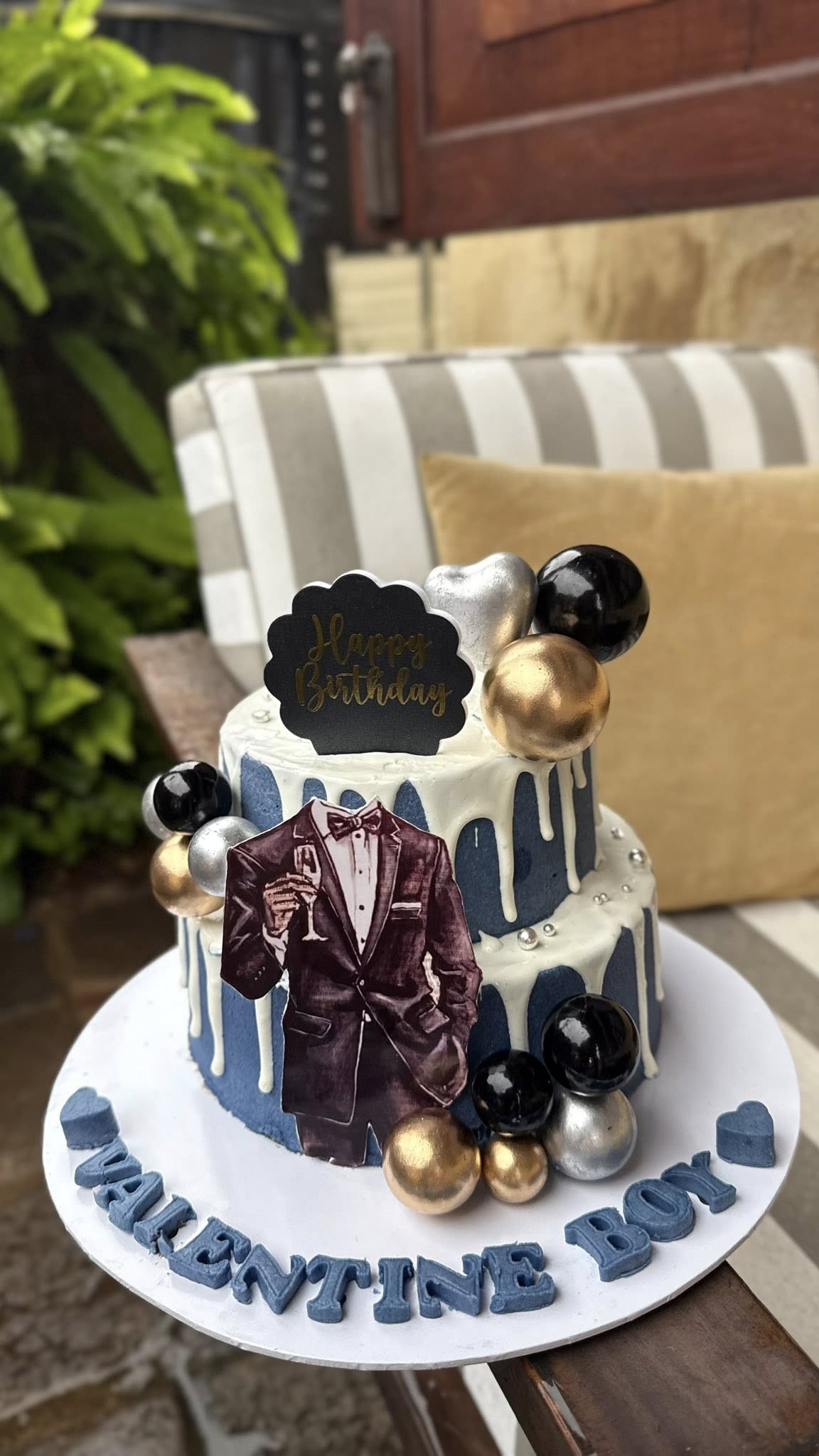 Customized Cakes