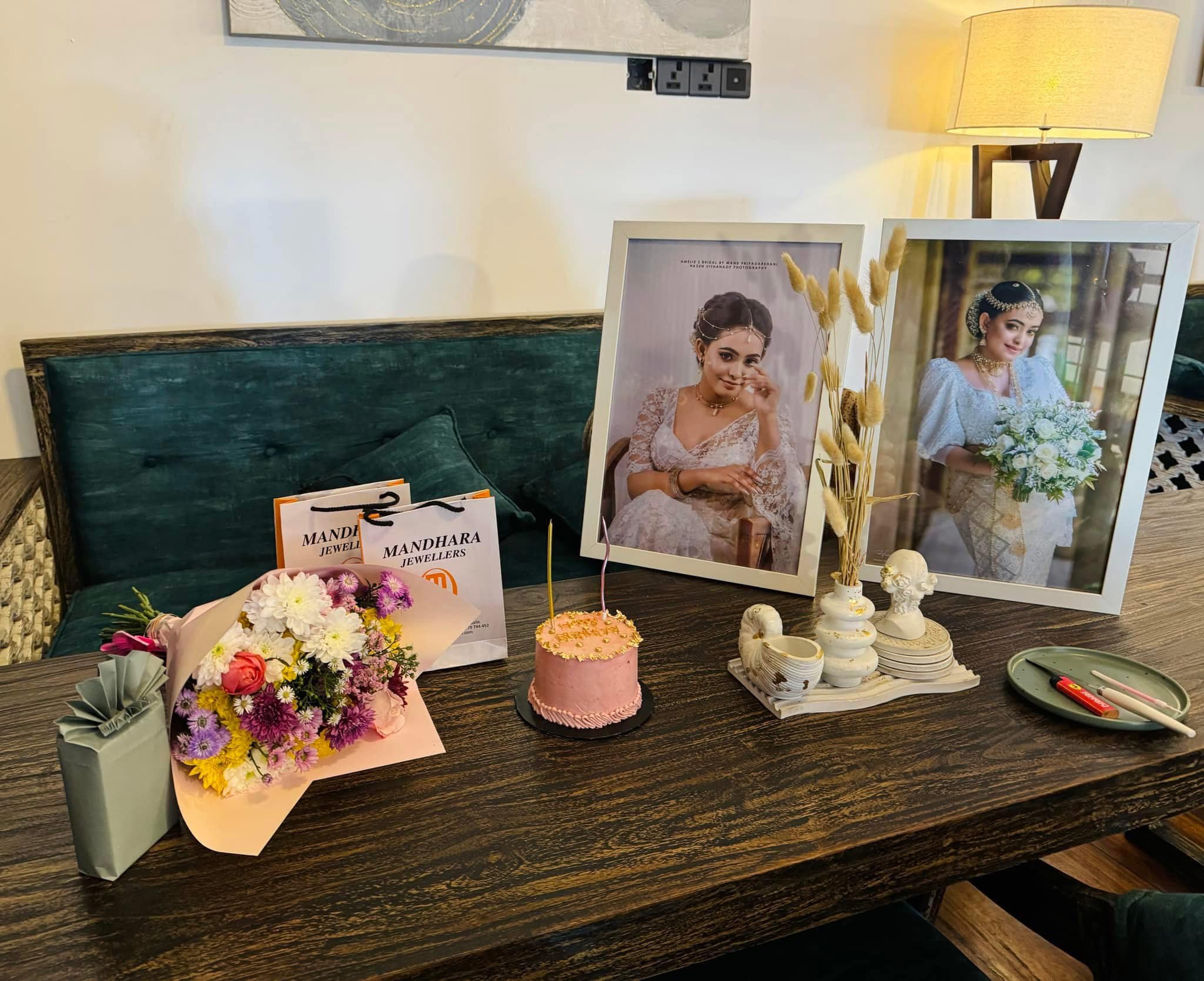 Table Arrangement image 5